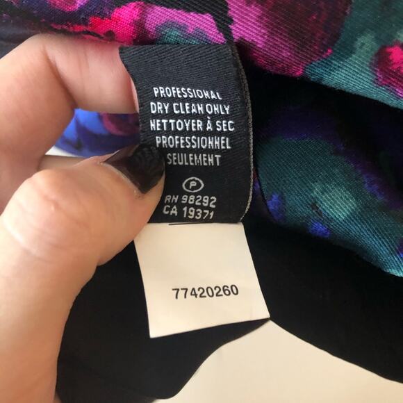 Tibi Dark Floral Print Silk Cap Sleeve Dress - Picture 10 of 10